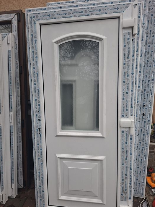 Vănd termopan pvc uși și geamuri noi