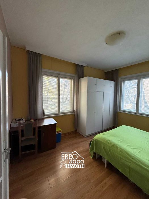 Четиристаен апартамент за продажба на парковата улица Методи Кусев