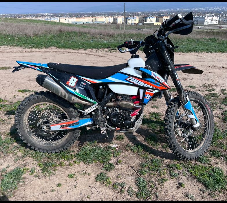 Мотоцикл Zuumav NB300