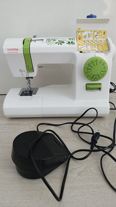 Mașina de cusut Toyota ergonomic design