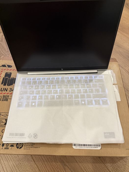 HP Elitebook 840 G11  Core Ultra 5 135U/16GB/512GB/W11 Pro - SIM модул
