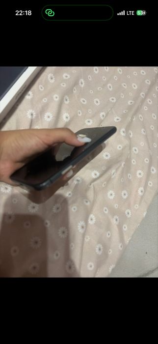 Vand iphone 11 urgent