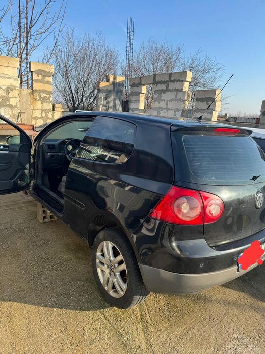 Bara spate haion triple etrier vw golf 5 coupe  fete usi interior text