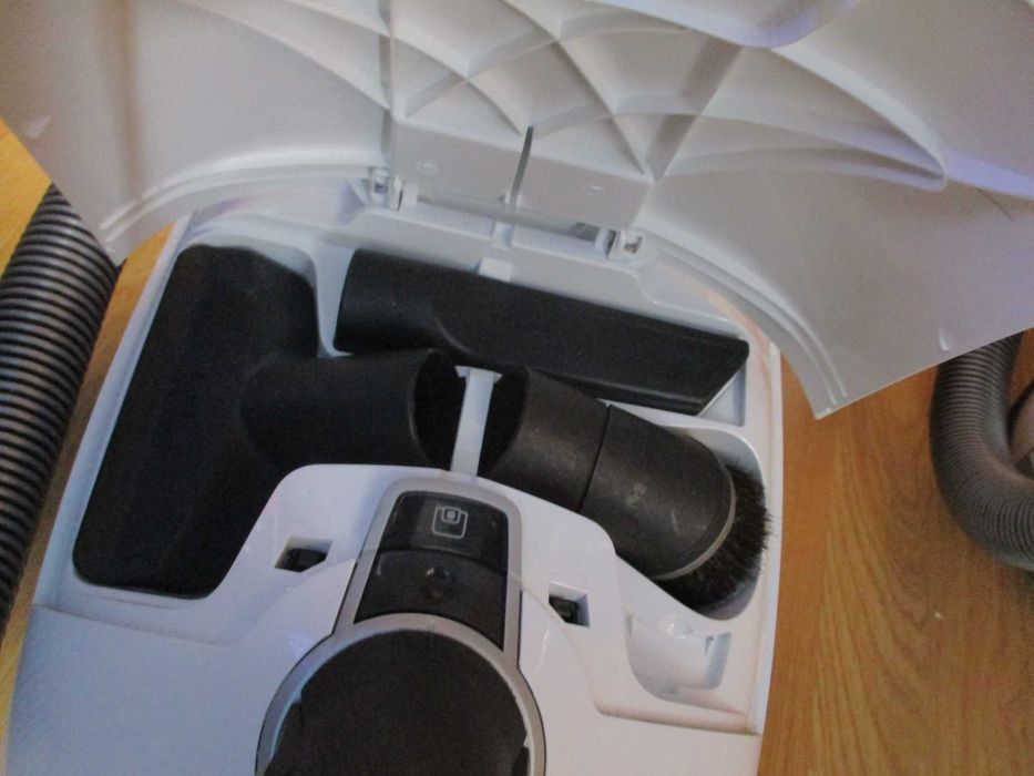 aspirator miele S 8340