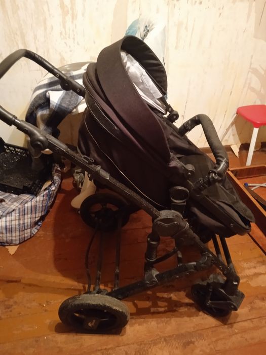 Каляска чёрного цвета рабочая