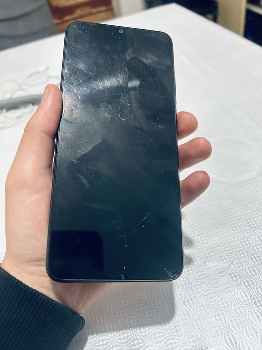 Редми 12 продам срочна