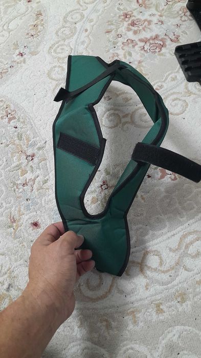 Аксессуары все для позвоночника.