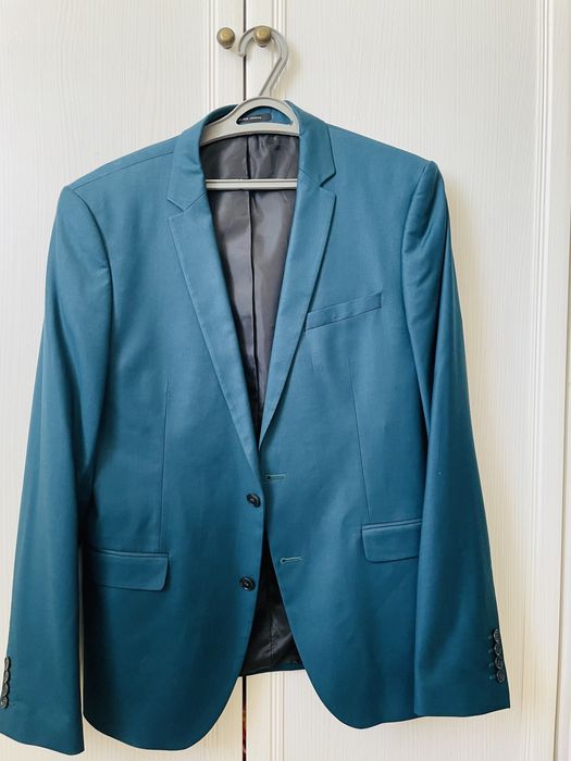 Продам пиджак.