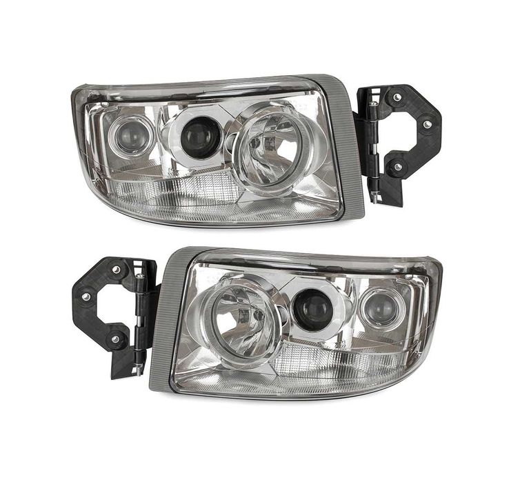 Фарове Фар за РЕНО ПРЕМИУМ / Renault Premium II 2007 - 2014 ХРОМ