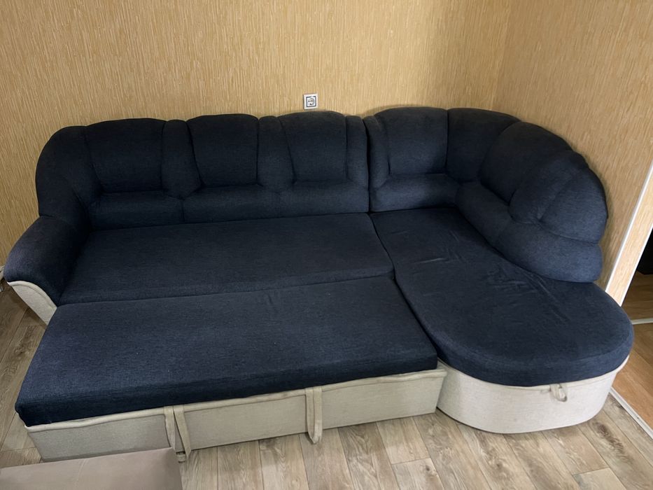 Продам диван с креслом
