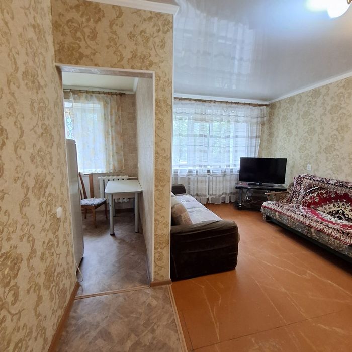 Продам 2 комнатную квартиру в центре. Горпарк.