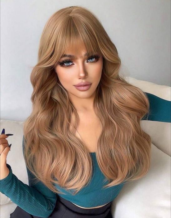 женский парик в наличии