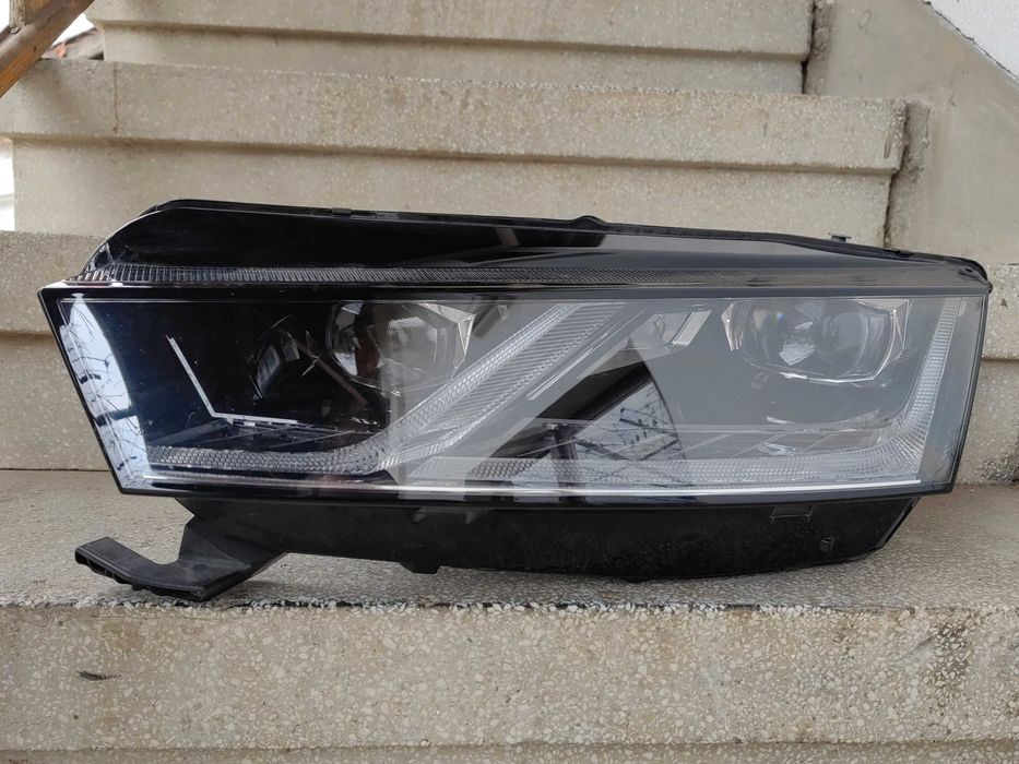 Фар Skoda Octavia 4 LED ляв / Фар Шкода Октавиа 4 Оригинален