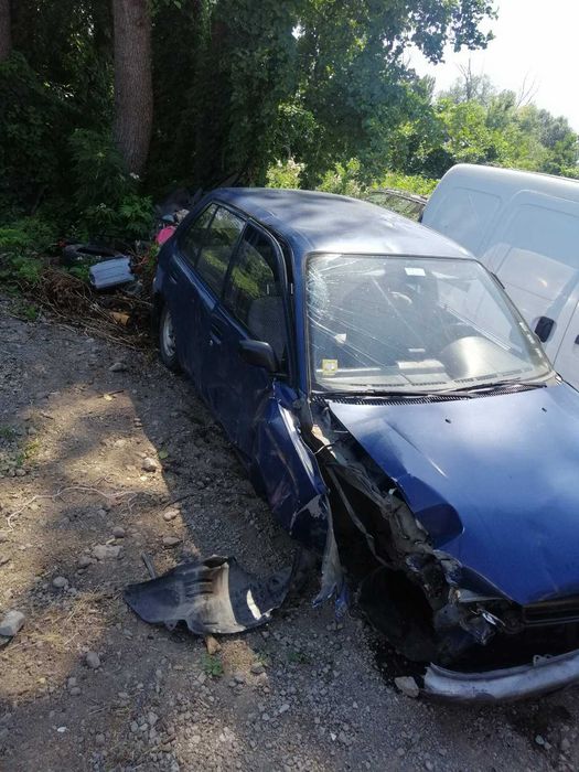 Тойота Старлет 1.0 бензин
91г. На части