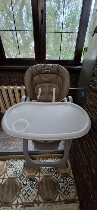 Стульчик для кормления CHICCO
