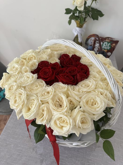 Цветы розы 65 шт