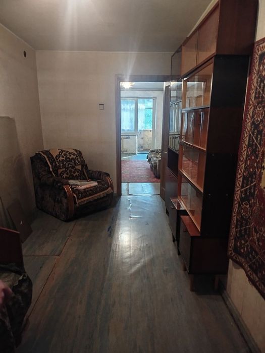 Продаю квартиру в Яшнабадском районе Авиасозлар-4, 2х комнатная 52 м2.