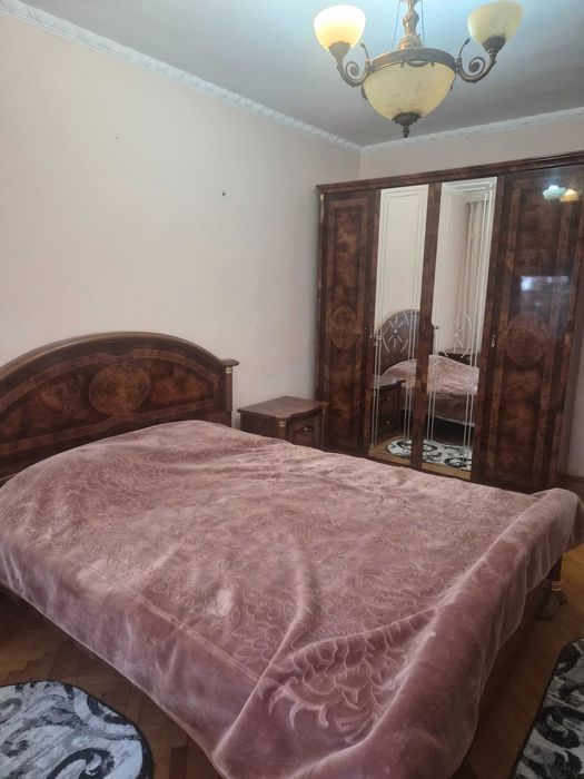 Inchiriez apartament