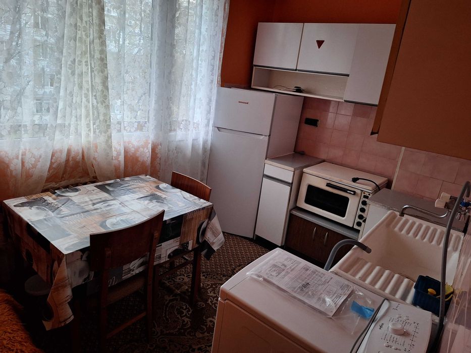 Дава се под наем Едностаен апартамент в Плевен, Идеален център - 42 кв.м за 204 € - Снимка #6