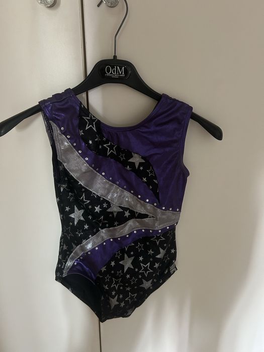 Costum gimnastica artistica