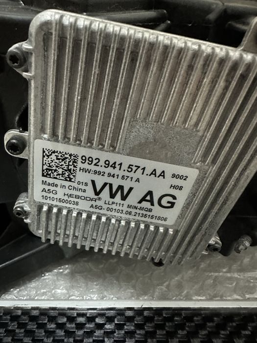 Фар ляв Skoda Superb Crystal Lighting Оборудван Перфектен