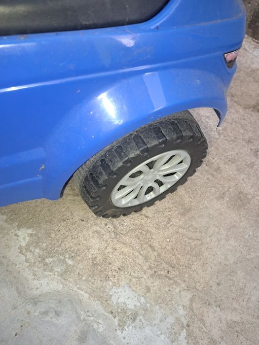Masinuta copii Nelik, plastic, greutate maxima 27 kg, albastru, cu melodii, maner de impins pentru parinti