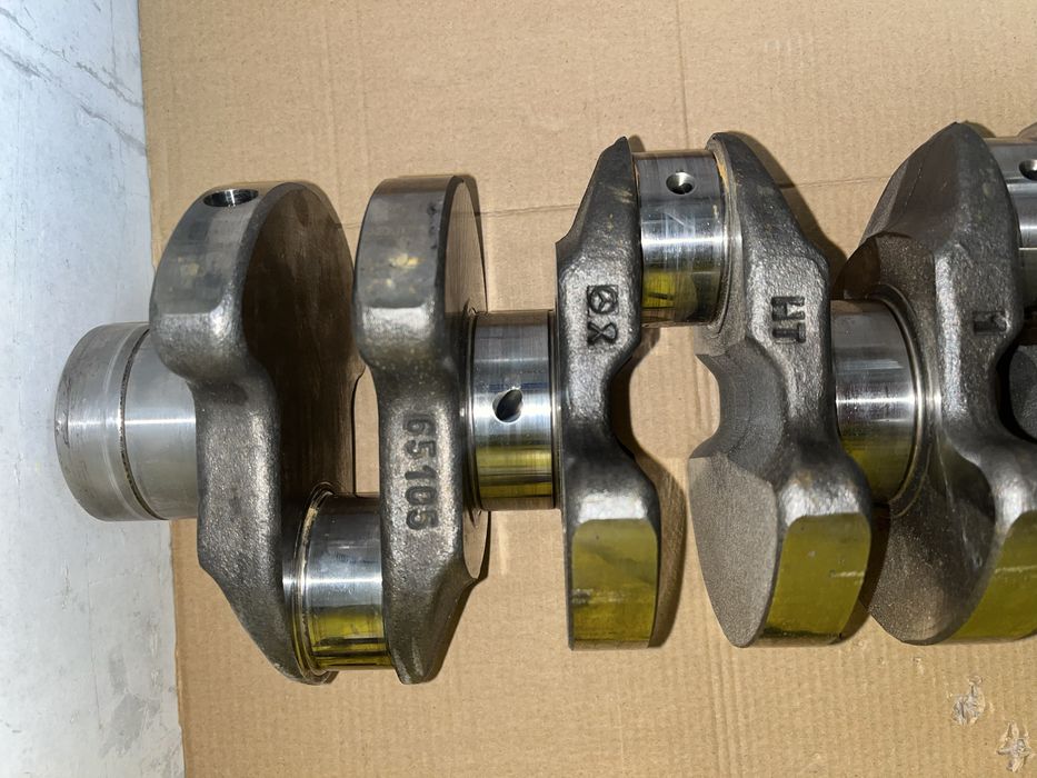 Оригинален колянов вал за OM651