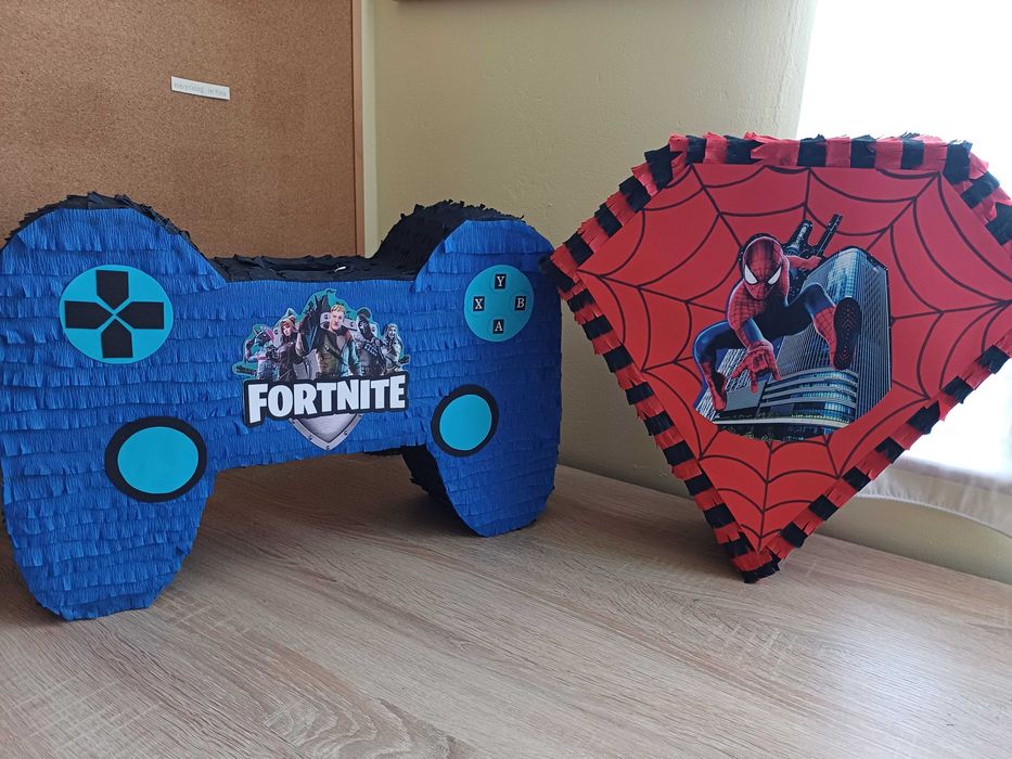 Pinata piniata petrecere