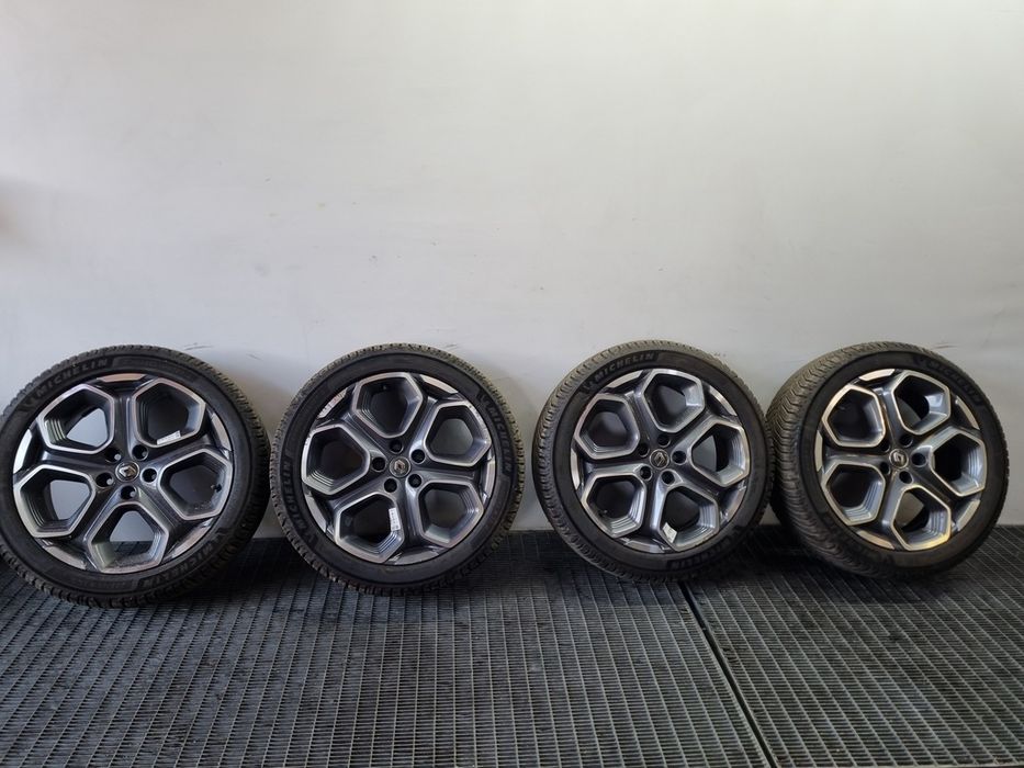 Jante aliaj Renault Kadjar 2015 - 2018 (1574) R19 CU ANVELOPE 225/45 R19 DOT 2026 ET40 5X114 34 403004369R Garantie