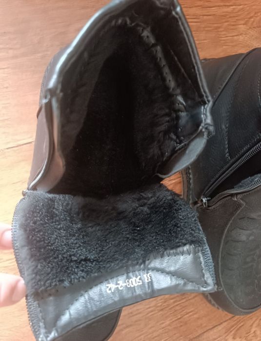 Сапоги утеплённые новые