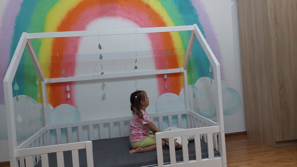 Pat in forma de casuță doar cu predare personală in Bistrița