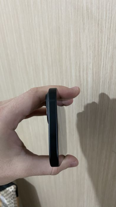 Продам Iphone 15 на 128
