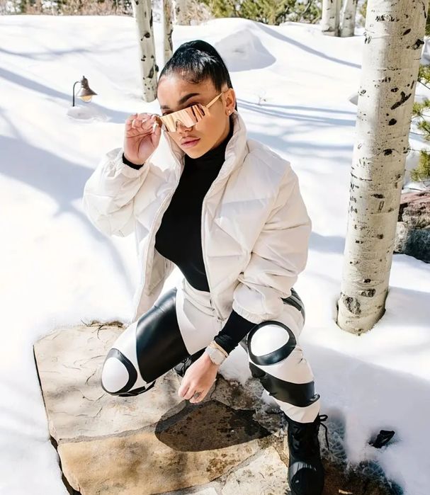 Новый крутой пуховик шуба куртка парка пальто свадьба той узату