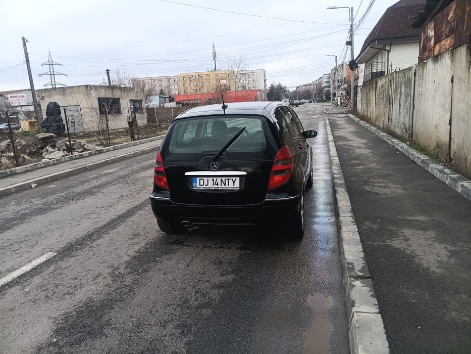 Vând Mașină mercedes-benz