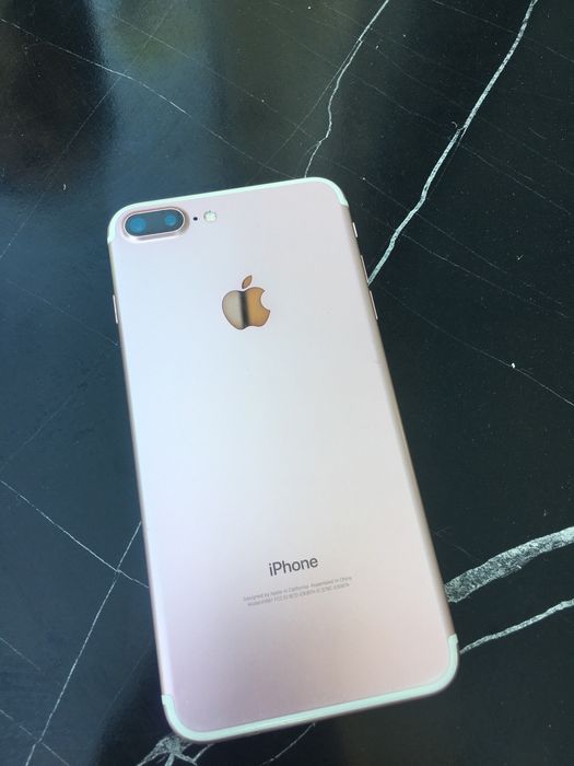 Iphone 7 s plus Sotiladi