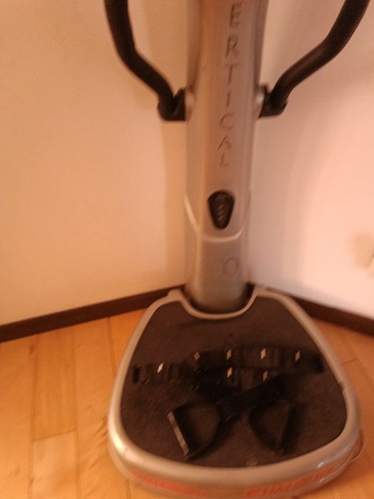 Vând Platforma vibratoare fitness - HIGH POWER VERTICAL 100