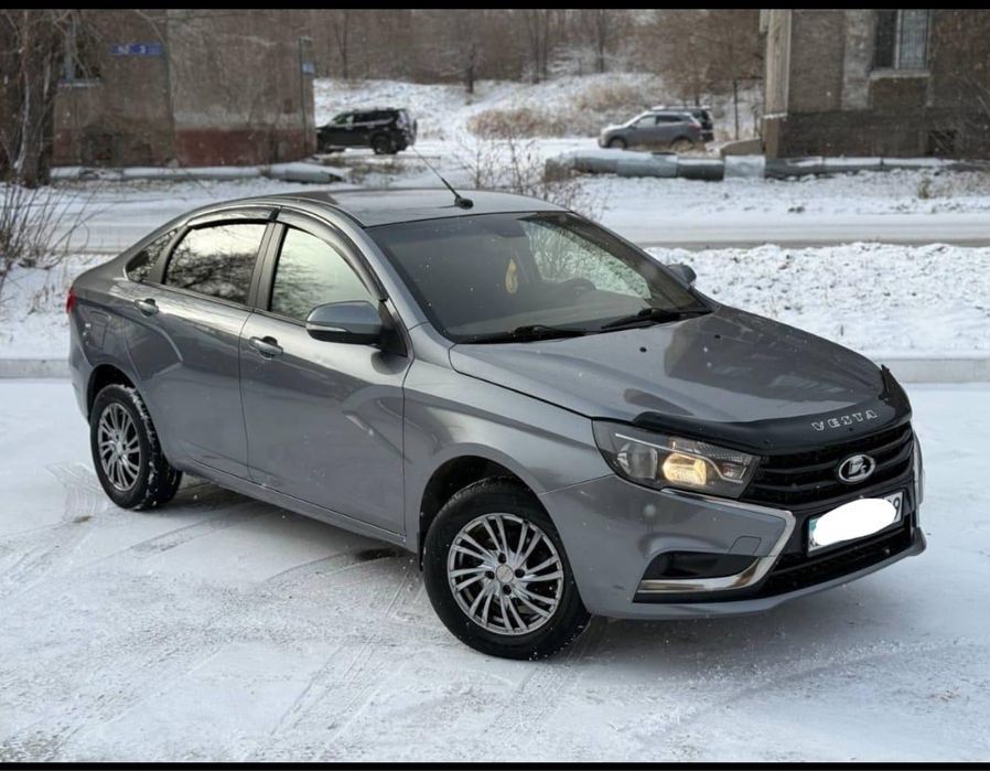 Лада веста 2017 год