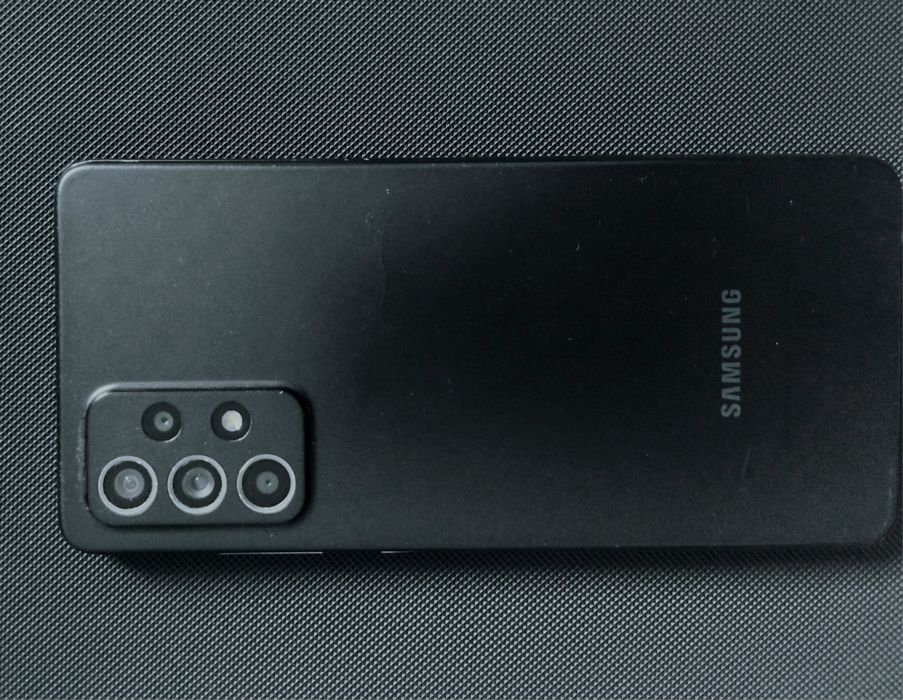 Продам телефон самсунг А 52