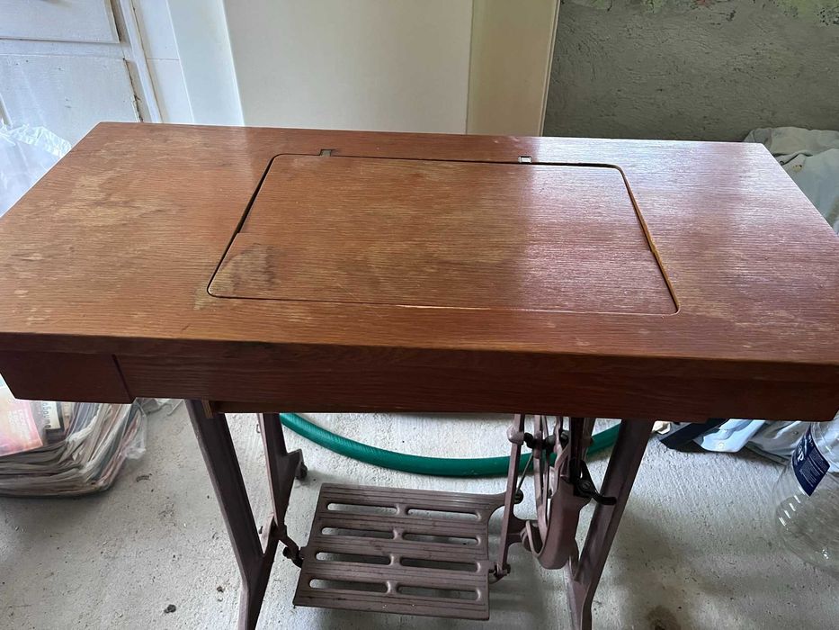 Крачна руска шевна машина UNION !!!