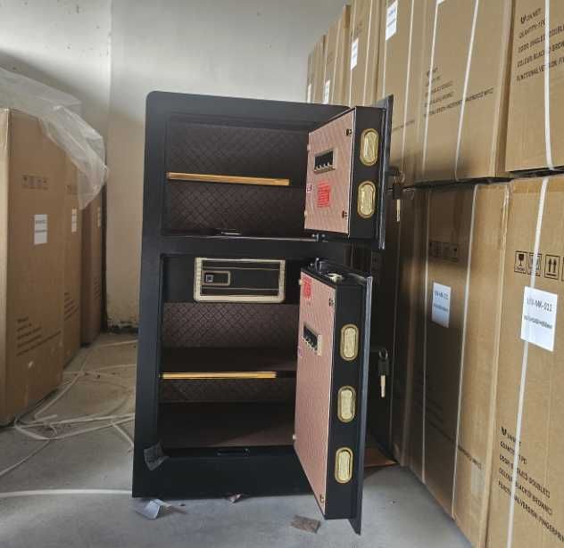 Парольный сейф с биометрией/Barmoq izi bilan boshqariladigan seyf