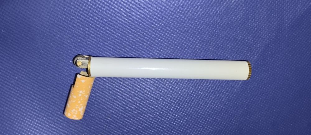 Газовая зажигалка