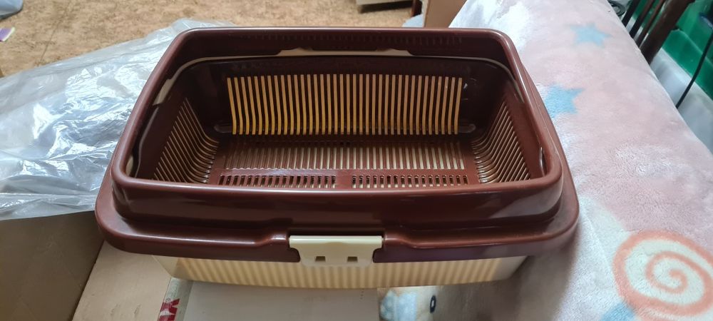 Продаётся кошачий лоток. ..