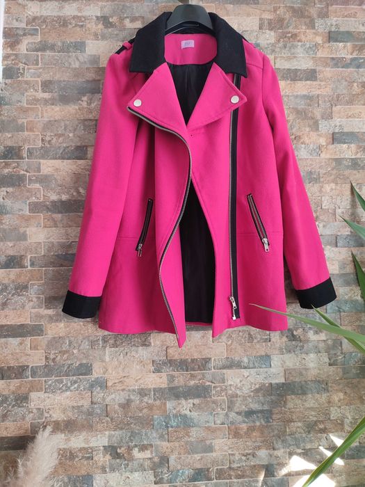 Цикламено,преходно палто