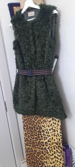 Модерен еко елек с колан,размер М, дълж.80см