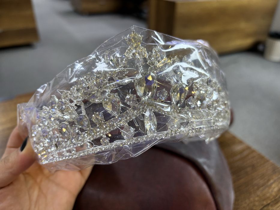 Диадема или корона