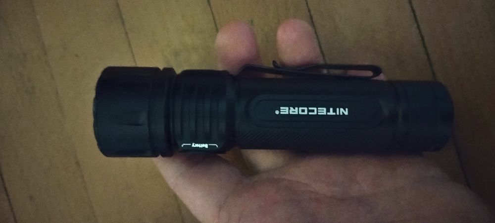 Lanternă Nitecore EX7