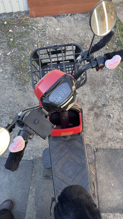 Электровелосипед красный