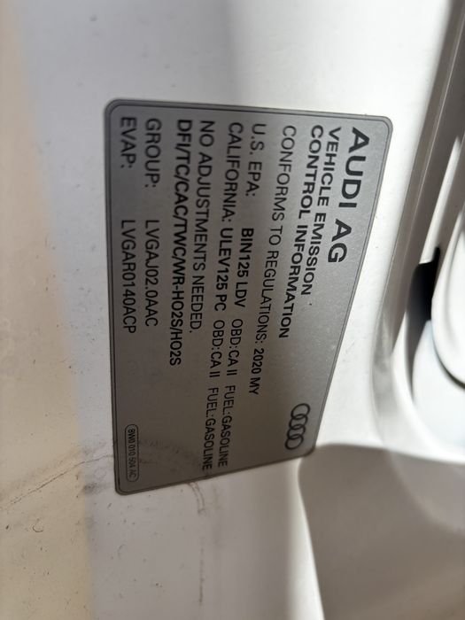 Преден капак Audi A4 B9