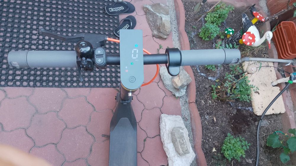 Trotineta electrică nouă