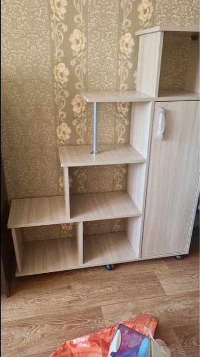 Продается шкафчик унивесальный